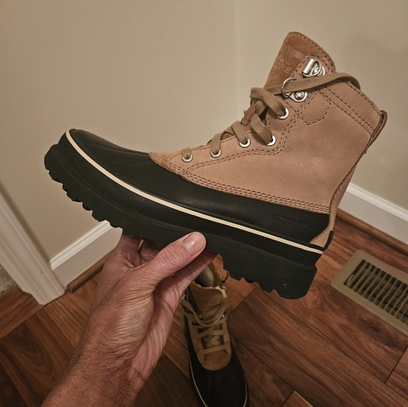 🛑NWT Sorel Caribou Boots - Picture 2 of 12